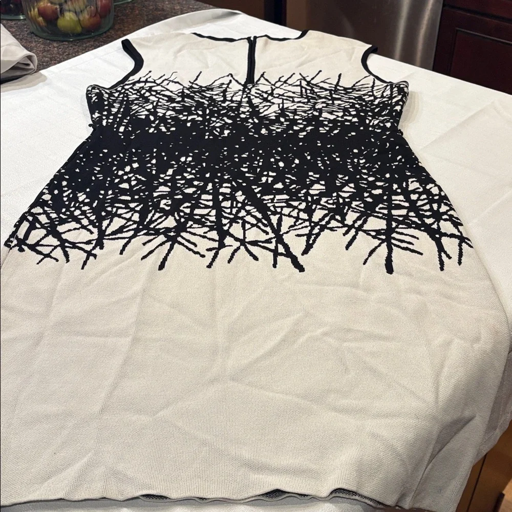 Calvin Klein Black and White Patterned Mini Dress - Picture 5 of 6